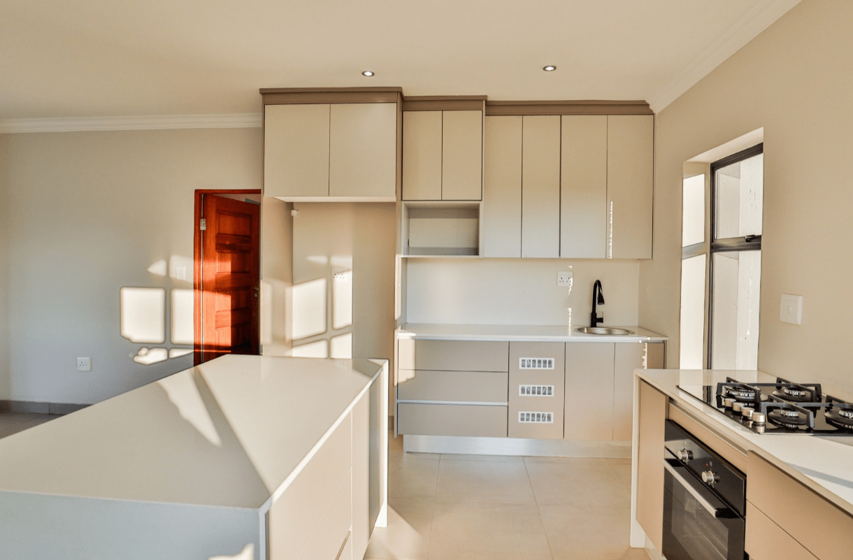 4 Bedroom House For Sale in La Camargue Private Country Estate Gallery Image